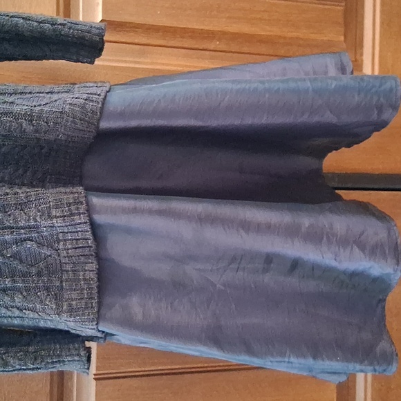 MiXT By Heidi Weisel Gray Sweater Dress With Skirt. Size L - Picture 3 of 6